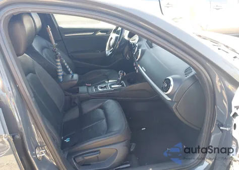 2017 Audi A3 2.0T Premium из США, поврежденный, VIN WAUB8GFF8H1026256